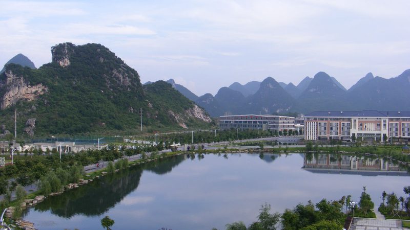 元器件选型：参数对比背后的技术逻辑**