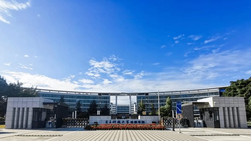 kV线路保护装置：揭秘其关键参数与选型要点**