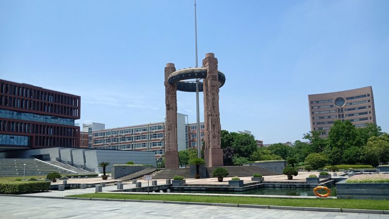 电子加工设备安装流程：关键步骤与注意事项**