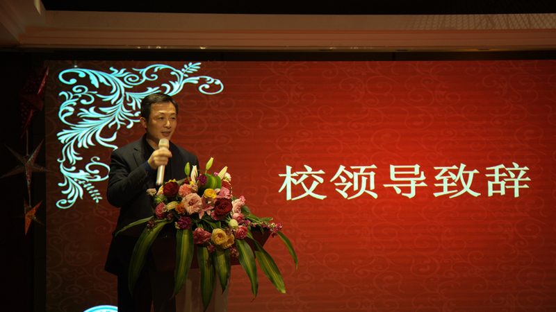 小型贴片机：如何挑选适合自己的设备